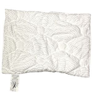 NWOT Pottery Barn Teen Lilly Pulitzer Tropical Shell Clipped Jacquard White Sham